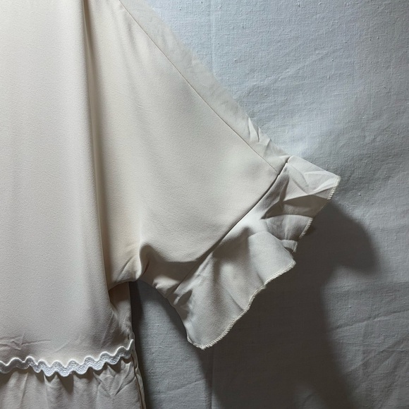 NWT Kirundo Size Small Oversized cream Mini Dress layers. Trim white. - Picture 4 of 9